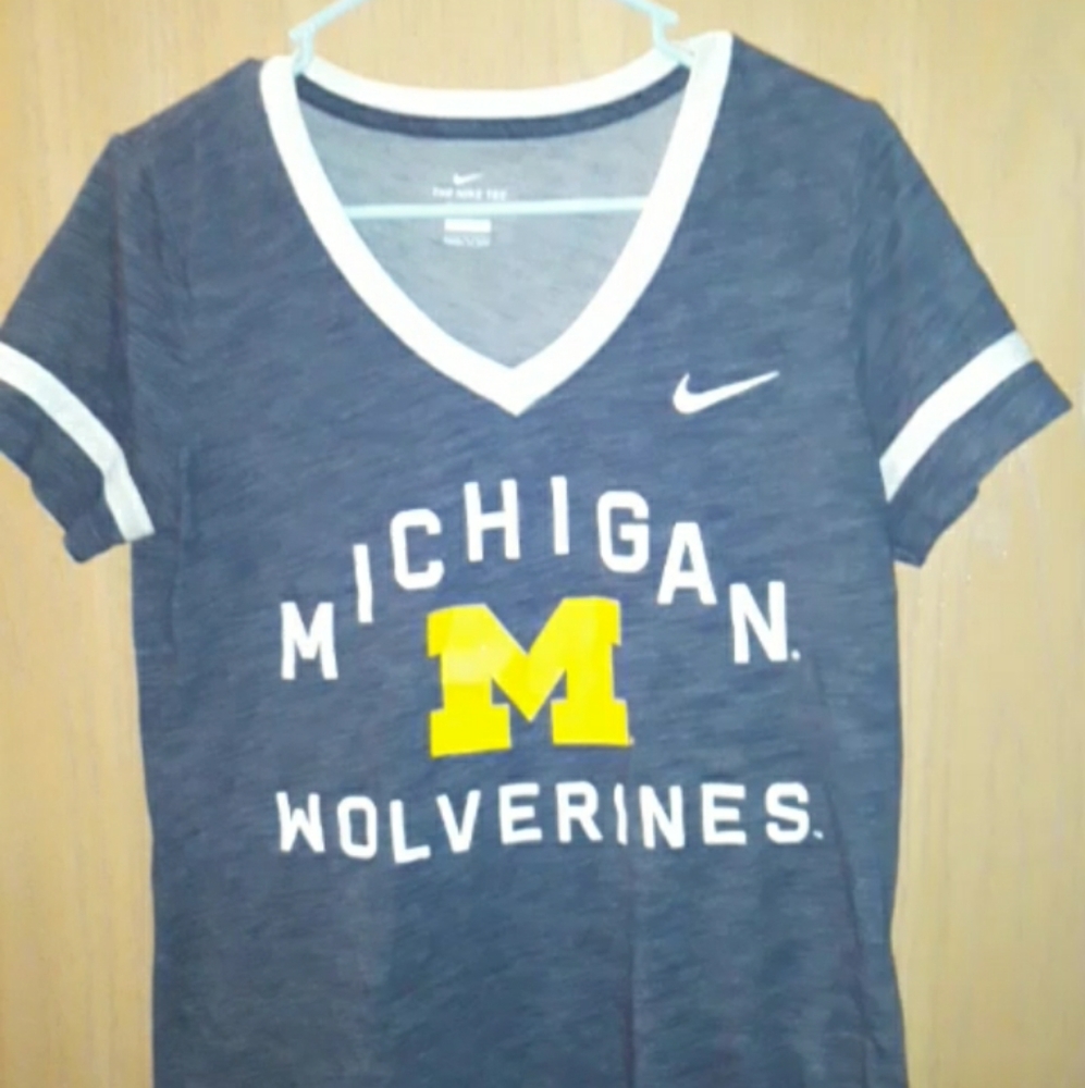 Nike Shirt